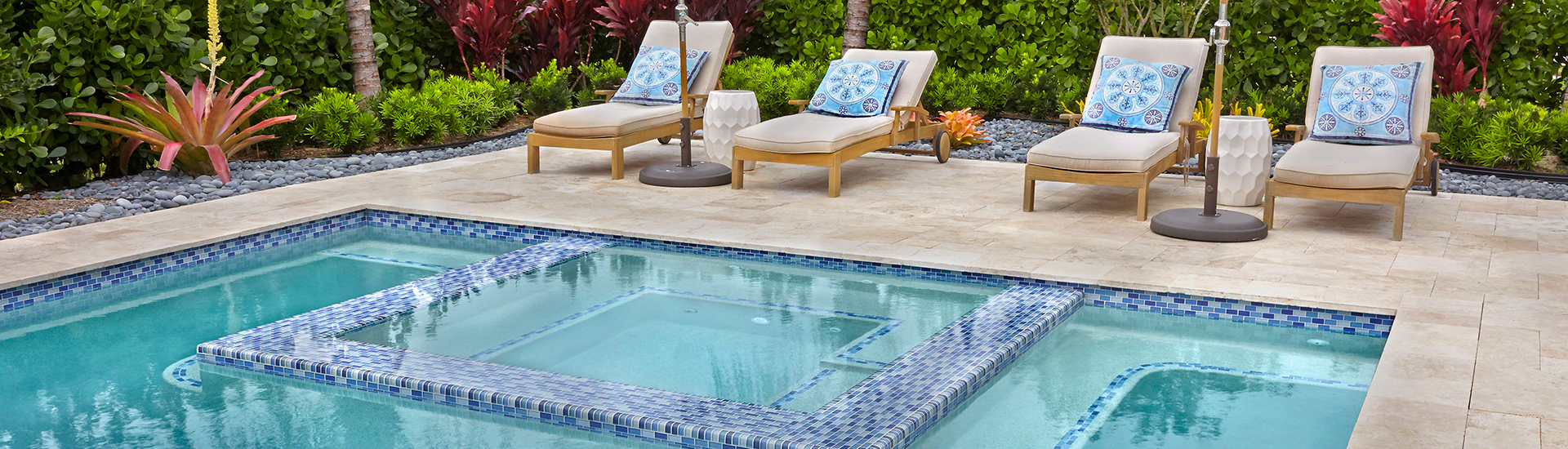 Commercial Pools & Spas